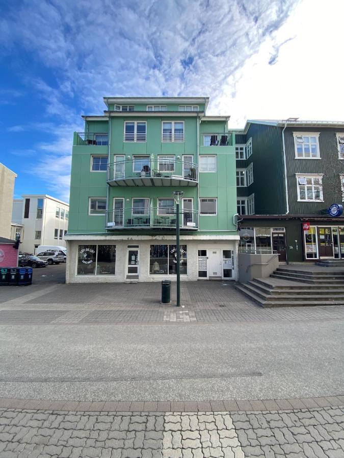Hafnarstraeti 100, Downtown Apartment Акурейри Экстерьер фото