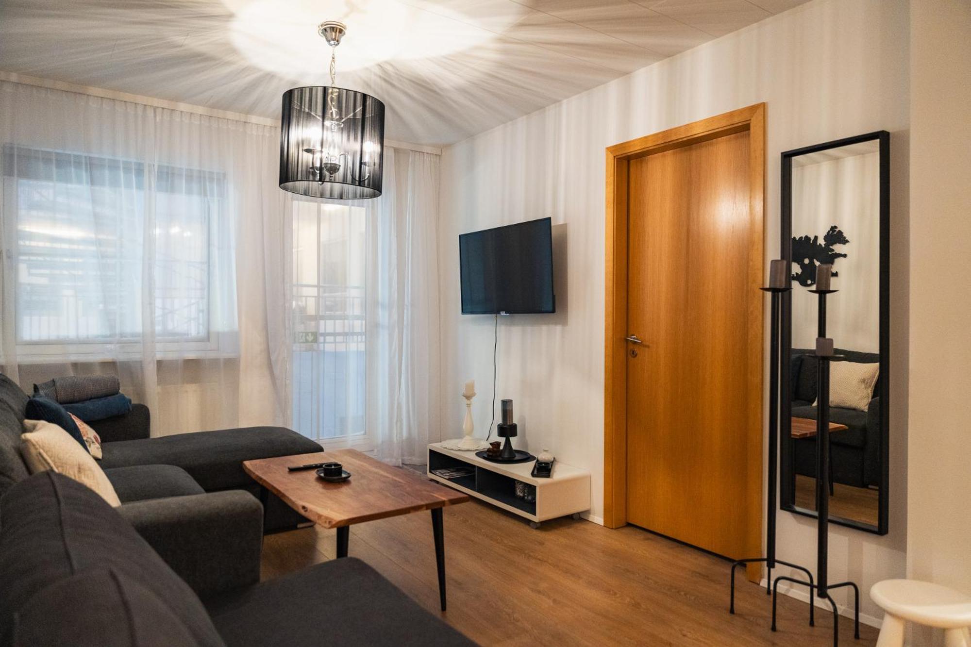 Hafnarstraeti 100, Downtown Apartment Акурейри Экстерьер фото