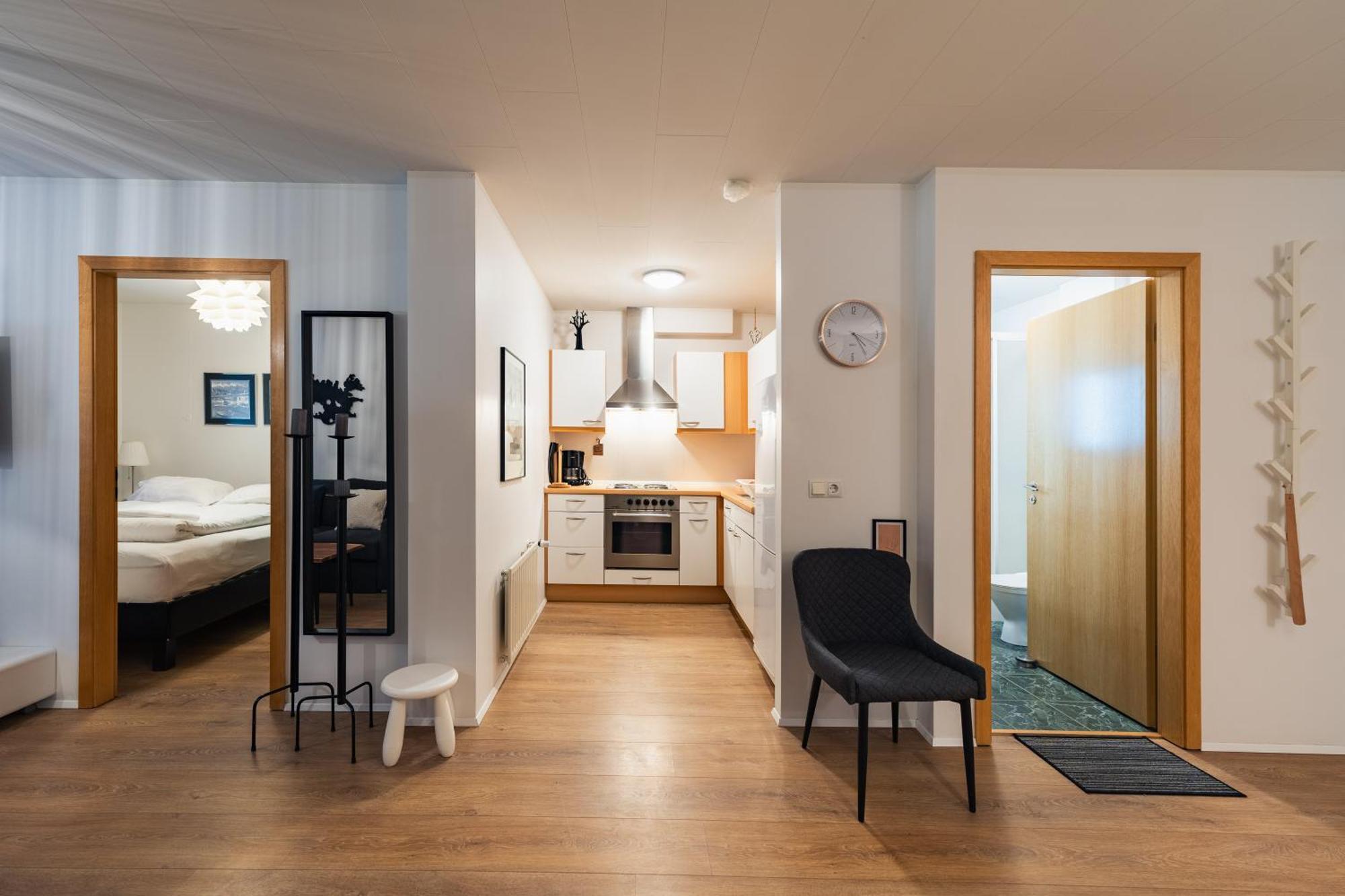 Hafnarstraeti 100, Downtown Apartment Акурейри Экстерьер фото